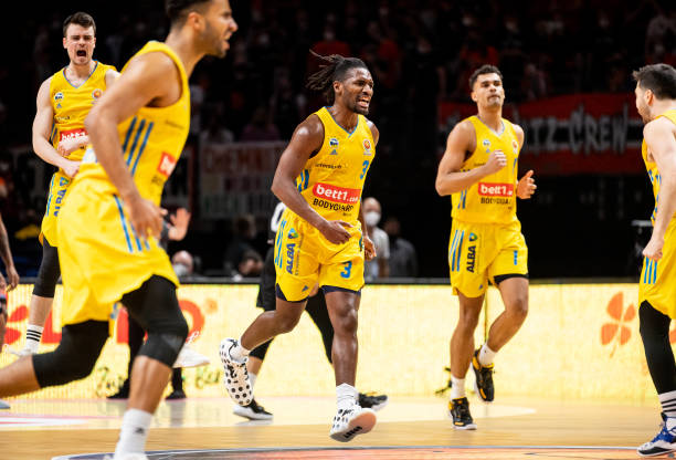 他砍下了接 他砍下了接