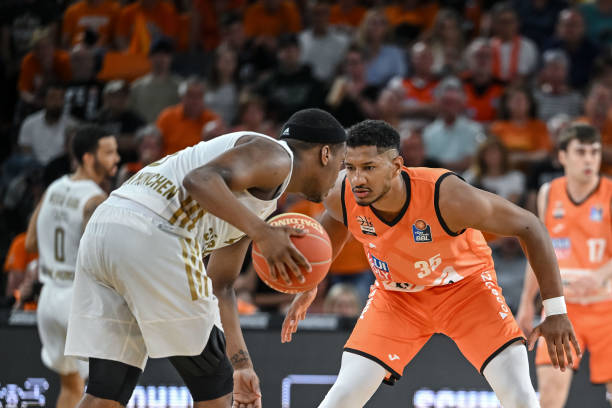 队强大的韧 队强大的韧